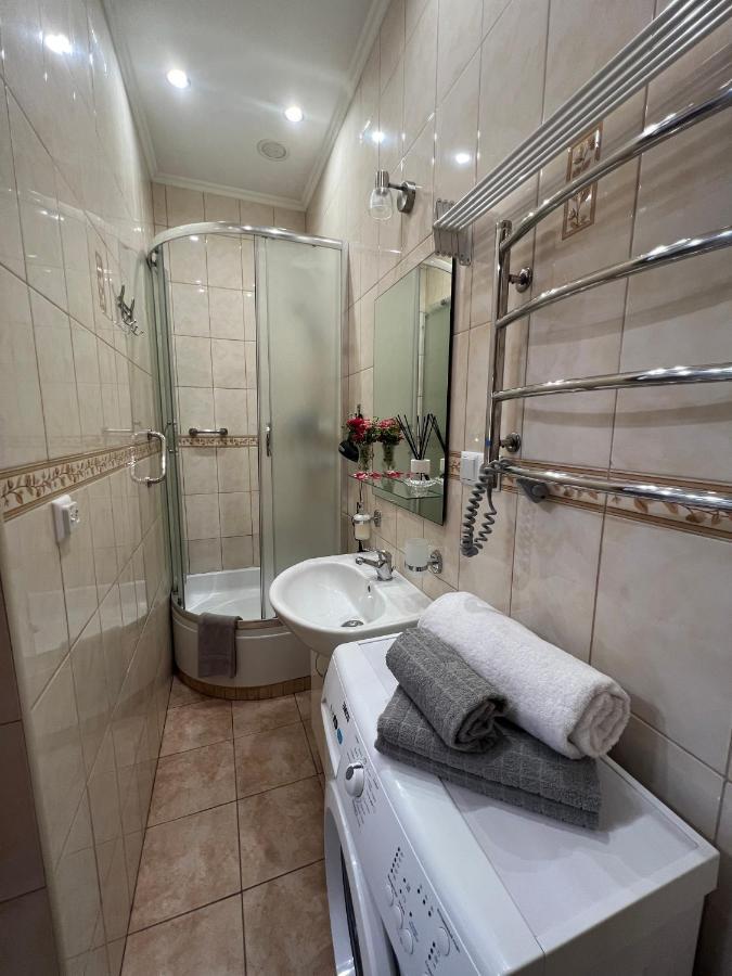 Cozy Apartment Near The Lviv National Opera المظهر الخارجي الصورة